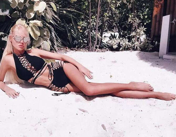 लोगों का इनकी खूबसूरती पर नहीं पैरों पे आ जाता है दिल, जानिये ऐसी क्या खासियत है इस महिला में