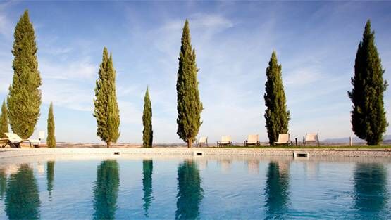 शाही है डाइनिंग हॉल का लुक, विराट के वेडिंग वेन्यू की INSIDE फोटो