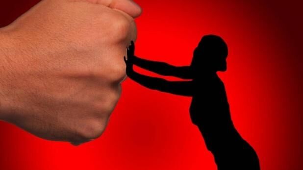 इन 10 संवैधानिक अधिकारों के बारे में हर महिला को पता होना चाहिए