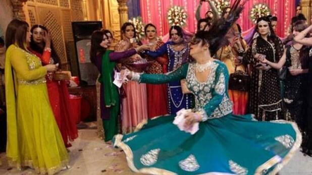ट्रांसजेंडर को हज स्वयंसेवियों के तौर पर सऊदी भेजेगा पाकिस्तान ट्रांसजेंडर को हज स्वयंसेवियों के तौर पर सऊदी भेजेगा पाकिस्तान