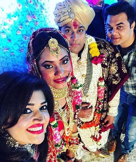 राखी सावंत के एक्स बॉयफ्रेंड ने की शादी, अर्शी खान बनीं मेहमान