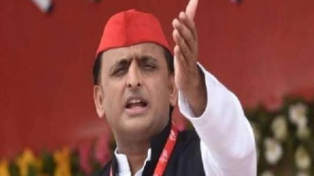 अखिलेश यादव ने प्रधानमंत्री के दौरे में किया वादों को बताया झूठा
