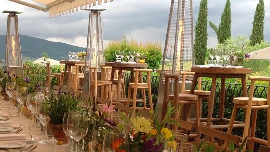 शाही है डाइनिंग हॉल का लुक, विराट के वेडिंग वेन्यू की INSIDE फोटो