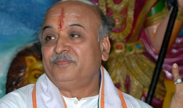 52 साल में पहली बार VHP में होगा चुनाव, जा सकती है तोगड़िया की कुर्सी