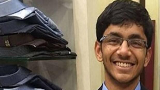 इस लड़के ने पहले IIT और अब CAT में 100 प्रतिशत नंबर ला कर हासिल किया पहला रैंक, देश को है गर्व