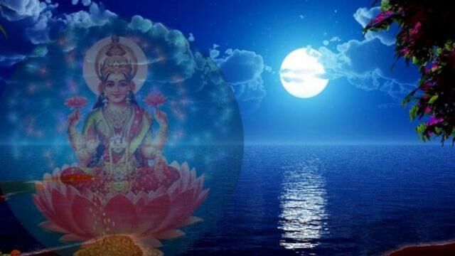 शरद पूर्णिमा 2018 : इस उपाय से पाएं कर्ज और मर्ज से मुक्ति
