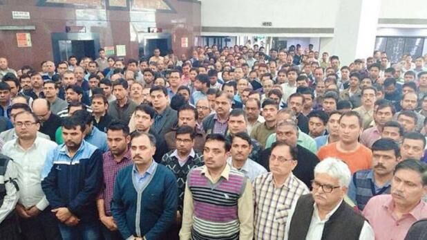 AAP का आरोप- पुलिस के दबाव में जैन ने बदला बयान, आज विधायकों की जमानत पर सुनवाई