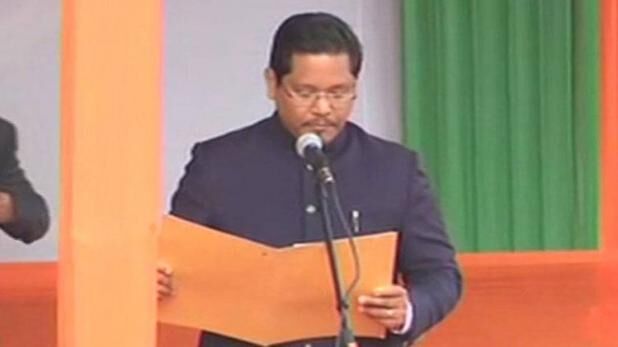 कोनराड संगमा बने मेघालय के मुख्यमंत्री, शपथ ग्रहण में शाह-राजनाथ रहे मौजूद