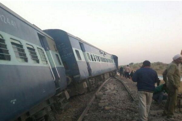 टला बड़ा हादसा: कटनी-चोपन पैसेंजर ट्रेन के पांच डिब्बे पटरी से उतरे