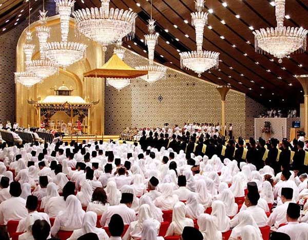 इस सुल्तान ने अपनी बेटी की शादी में खर्च किये थे 126 करोड़ रूपये