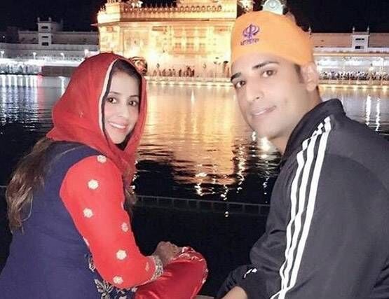 उर्मिला से 9 साल छोटे हैं उनके पति, ऐसे शुरू हुई थी प्रेम कहानी