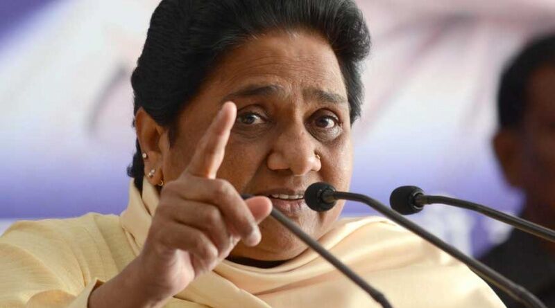 मायावती ने कुछ इस तरह पिछड़ा वर्ग आयोग के मुद्दे को उठाकर केंद्र सरकार को घेरा
