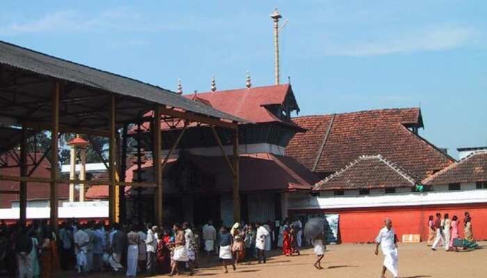 सबरीमाला मामला : आदिवासियों ने सरकार पर लगाया आरोप कहा- पुराने रीति-रिजाव को खत्म करने का प्रयास सबरीमाला मामला : आदिवासियों ने सरकार पर लगाया आरोप कहा- पुराने रीति-रिजाव को खत्म करने का प्रयास