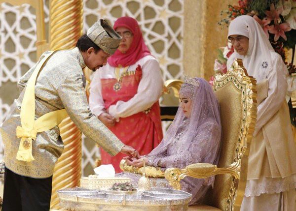 इस सुल्तान ने अपनी बेटी की शादी में खर्च किये थे 126 करोड़ रूपये