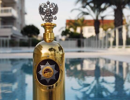 PHOTOS दुनिया की सबसे महंगी Vodka बोतल चोरी, 8 करोड़ थी कीमत