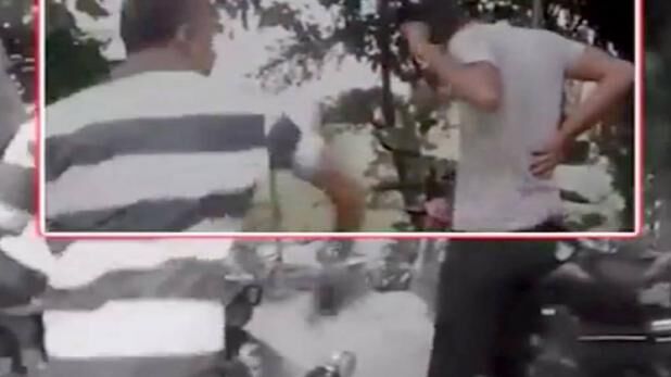 मोबाइल चोरी के आरोप में बेल्ट से पीटा, फिर आरोपी ने ऐसे लिया बदला मोबाइल चोरी के आरोप में बेल्ट से पीटा, फिर आरोपी ने ऐसे लिया बदला