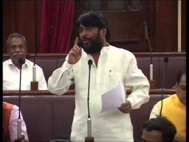 कबाड़ी के पास कॉपियां, रिजल्ट स्टूडेंट्स के साथ नाइंसाफी- बीजेपी