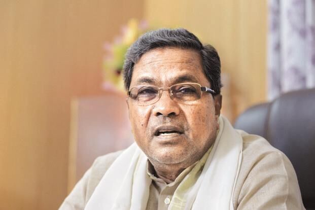 कर्नाटक में आठवीं पास विधायक को बनाया उच्च शिक्षा मंत्री