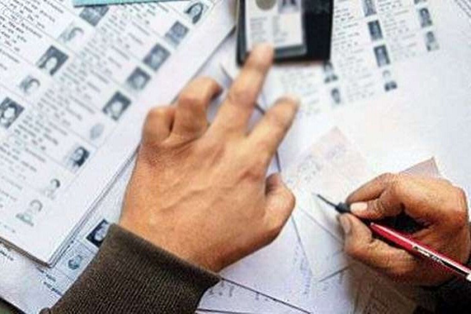 मतदाता सूची में पूर्व मंत्री यादवेंद्र सिंह का नाम गायब, कांग्रेस ने साजिश का लगाया आरोप