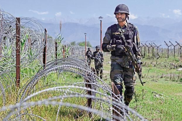 LoC पर शादी समारोह में PAK स्नाइपर ने की फायरिंग, 1 शख्स की मौत