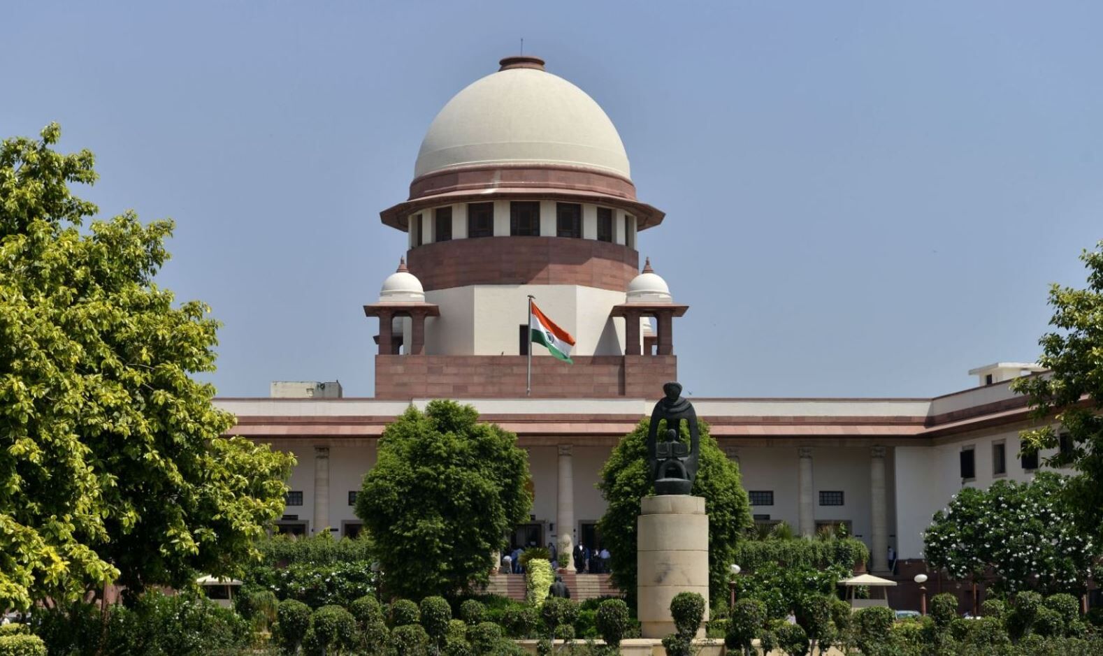 सुप्रीम कोर्ट ने सुनाया बड़ा फैसला कहा- दो बालिगों के शादी करने पर कोई हस्तक्षेप नहीं कर सकता