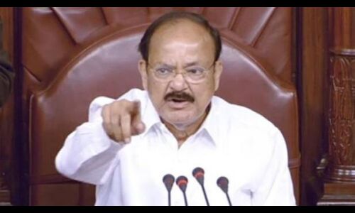 LIVE: टीडीपी-YSR ने दिया अविश्वास प्रस्ताव का नोटिस, दोनों सदनों की कार्यवाही स्थगित