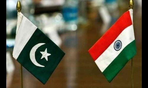 नहीं थम रहा राजनयिक विवाद, अब भारतीय अफसरों का पाक में किया जा रहा पीछा