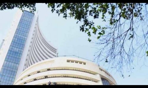 ट्रेड वॉर का असर जारी, सेंसेक्स 60-निफ्टी 9 अंक गिरकर खुला