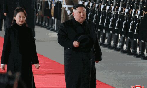 डोनाल्ड ट्रंप के साथ शिखर वार्ता से पहले चीन रवाना हुए किम जोंग,