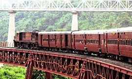 हर धुन में है कुछ ख़ास, ट्रेन के हॉर्न का काफी उलझा हुआ... हर धुन में है कुछ ख़ास, ट्रेन के हॉर्न का काफी उलझा हुआ...