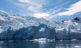 7.5 की तीव्रता के तेज भूकंप के झटकों से हिला अंटार्कटिका...