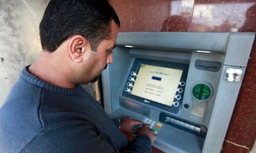 एटीएम में छेड़छाड़ कर करोड़ों उड़ाने वाले दो जालसाजों को एसटीएफ ने दबोचा