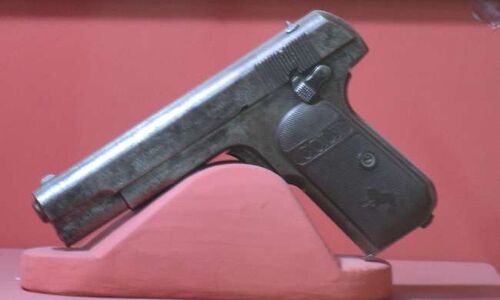 इलाहाबाद संग्रहालय में रखी जाएगी भगत सिंह की पिस्तौल, संस्कृति मंत्रालय को भेजा पत्र