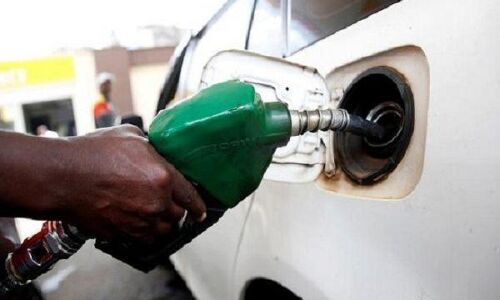 दिवाली से पहले घटे पेट्रोल-डीजल के दाम, जानिए क्या है आज का भाव दिवाली से पहले घटे पेट्रोल-डीजल के दाम, जानिए क्या है आज का भाव