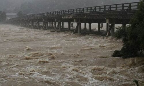 जापान में बारिश का कहर, 200 मौते दस हजार बेघर