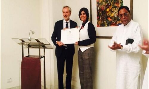 प्रतिष्ठा सिंह को मिला इटली का नाइटहुड सम्मान: दिल्ली प्रतिष्ठा सिंह को मिला इटली का नाइटहुड सम्मान: दिल्ली