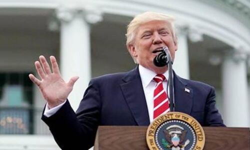 अमेरिकी राष्ट्रपति ट्रंप ने पहली बार दी इफ्तार पार्टी, पिछले साल किया था मना