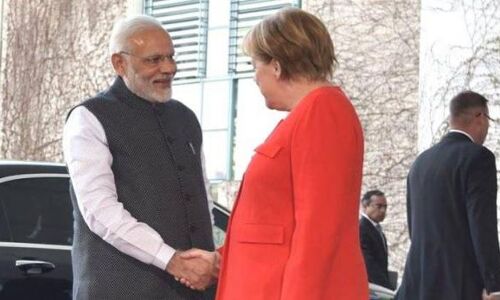 भारत लौटने से पहले जर्मनी पहुंचे PM मोदी, मर्केल से की मुलाकात