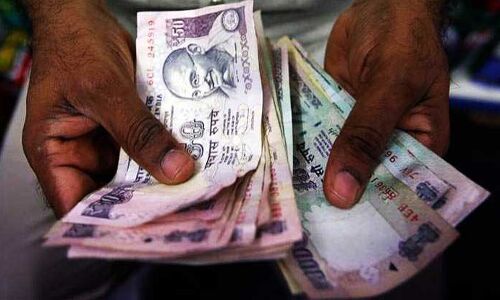 जनता का मोदी सरकार को तोहफा, स्मॉल सेविंग स्कीम पर ब्याज दरें बढ़ीं जनता का मोदी सरकार को तोहफा, स्मॉल सेविंग स्कीम पर ब्याज दरें बढ़ीं