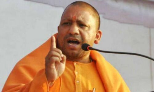 भ्रष्टाचार पर और सख्त हुए योगी, बोले- 60 दिन में निपटाएं 20 साल से लटके 400 मामले