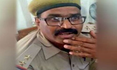 दरोगा की आशिकी से परेशान होकर एसएसपी से शिकायत करने पहुंची महिलाएं, किया गया लाइन हाजिर दरोगा की आशिकी से परेशान होकर एसएसपी से शिकायत करने पहुंची महिलाएं, किया गया लाइन हाजिर