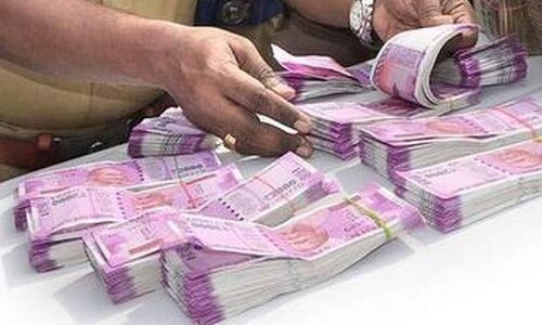 जीएस एक्सपे्रस प्राइवेट लिमिटेड के ठिकानों पर छापेमारी में हुआ 25 करोड़ का राजफाश