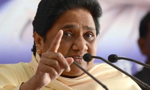 मायावती ने कुछ इस तरह पिछड़ा वर्ग आयोग के मुद्दे को उठाकर केंद्र सरकार को घेरा