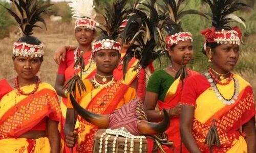 वेलेंटाइन स्पेशल: यहां ऐसी अजीब परंपरा, अगर युवती ने कबूला गिफ्ट तो समझो शादी पक्की वेलेंटाइन स्पेशल: यहां ऐसी अजीब परंपरा, अगर युवती ने कबूला गिफ्ट तो समझो शादी पक्की