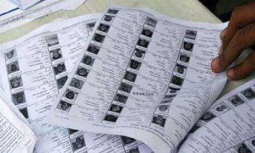 मध्यप्रदेश: 7 महीने में 24 लाख वोटर घटे, राजनीतिक दलों को सौंपी गई मतदाताओं की सूची