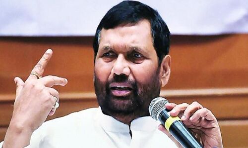 रामविलास पासवान ने कहा-सीट शेयरिंग को लेकर कोई बेचैनी नहीं, सब हो जाएगा