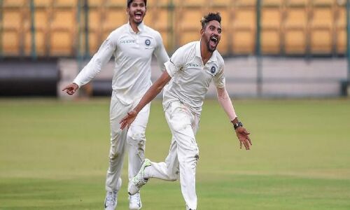 BCCI ने विहारी और सिराज टेस्ट टीम से किया रिलीज, विजय हजारे ट्रॉफी के लिए खेलेंगे