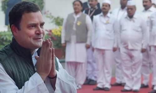 राहुल ने कहा- संविधान से छेड़छाड़ कर रही है BJP