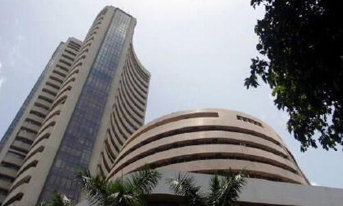 ट्रेड वार बढ़ने से 255 अंक टूटा शेयर बाजार, ऑल टाइम हाई का सिलसिला रुका ट्रेड वार बढ़ने से 255 अंक टूटा शेयर बाजार, ऑल टाइम हाई का सिलसिला रुका