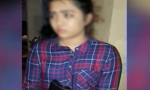 देह व्यापार में पकड़ी गई इस एक्ट्रेस का नाम आया सामने, एक कस्टमर से लेती थी 50 हजार रुपए